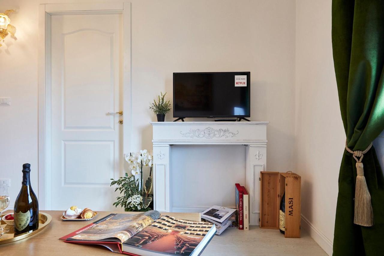 “the Casanova” In Venice Apartment *